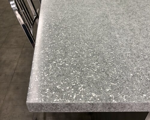 photo of aluminum features in counter
